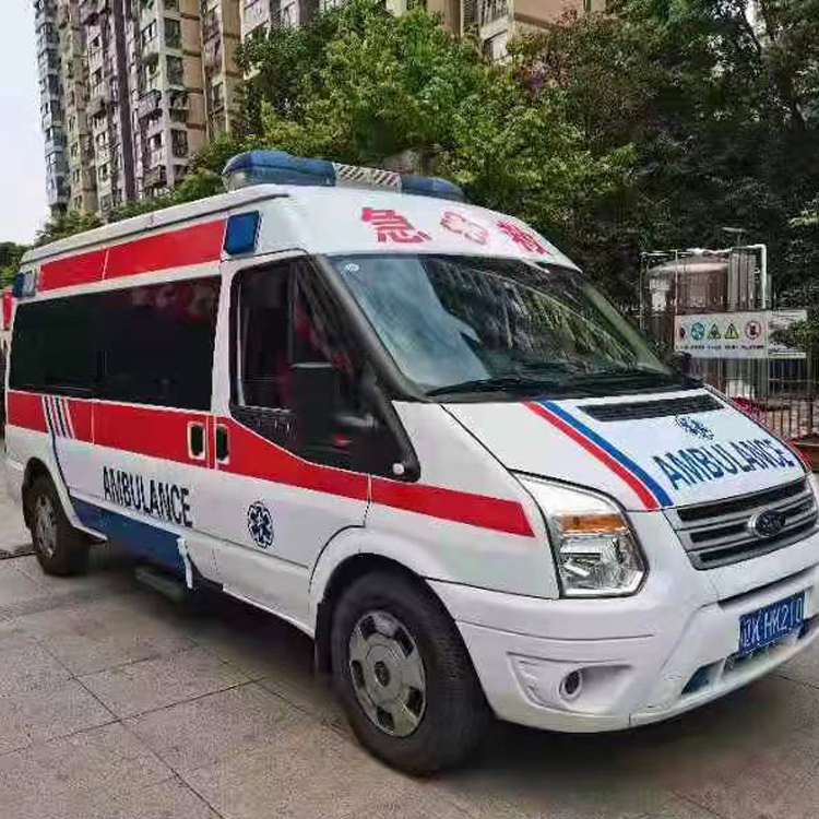 新龙镇长途救护车护送病人返乡